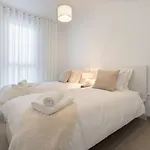 Apartment Sea View In - Oceana Gardens - 3 Bedrooms *